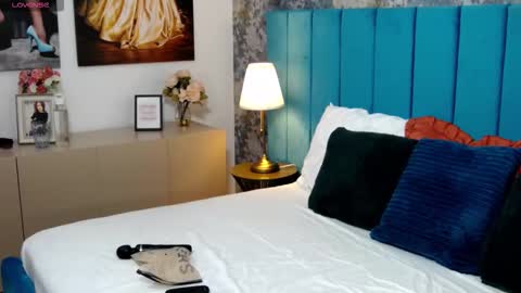 lisacroft online show from 11.03.25