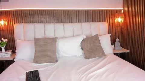 Snapshot of lisalain chatting on 03.02.26 lisa online show from 03.02.26