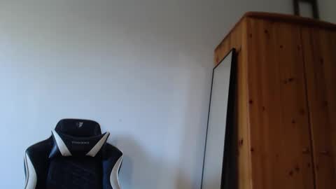 Snapshot of lisaskybaby chatting on 04.11.26 Lisaskybaby online show from 04.11.26