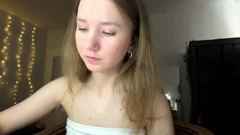 lisasmall online show from 06.18.26