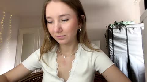 lisasmall online show from 07.24.26