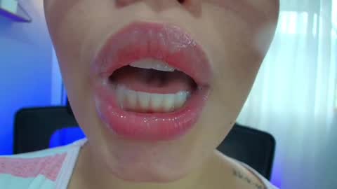 Snapshot of lisbet_21x chatting on 02.07.25 Lisbet online show from 02.07.25