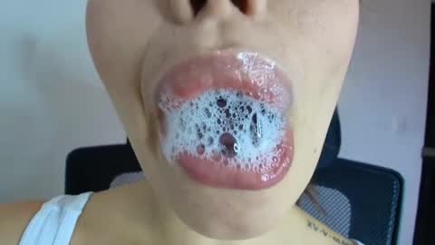 Snapshot of lisbet_21x chatting on 09.26.25 Lisbet online show from 09.26.25