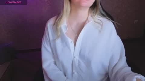 Anna online show from 03.19.26