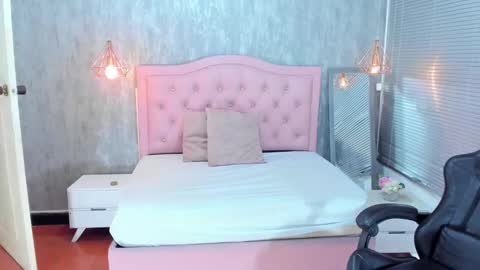 L I S S A  online show from 03.02.26