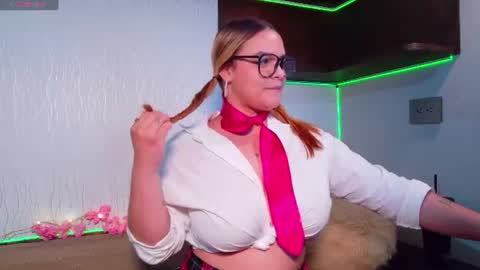 Snapshot of lissa_monroe_ chatting on 06.29.26 lissa_monroe_ online show from 06.29.26