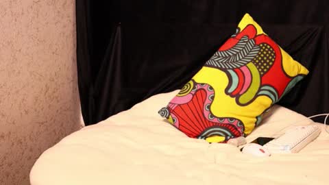 Snapshot of lissaho chatting on 02.12.25 Lissa Ross online show from 02.12.25