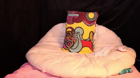 Snapshot of lissaho chatting on 02.26.25 Lissa Ross online show from 02.26.25