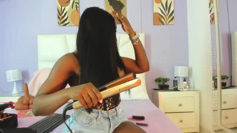 Lisseth Long  online show from 12.16.24