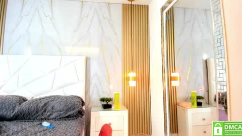 Lisseth Long  online show from 01.28.25