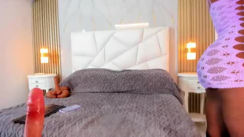 Lisseth Long  online show from 02.24.25