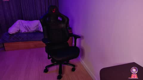 Snapshot of lisshoran chatting on 02.25.25 Lissa online show from 02.25.25