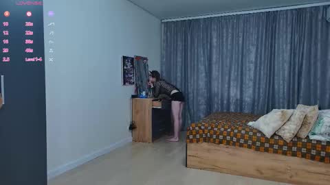 Snapshot of lisshoran chatting on 10.30.25 Lissa online show from 10.30.25