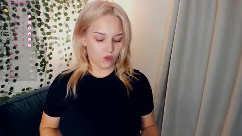 Bella online show from 09.24.25