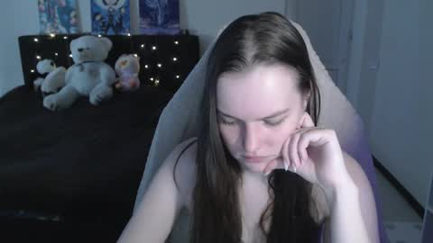 little__flowers online show from 04.30.26
