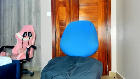 little_africa online show from 03.03.26