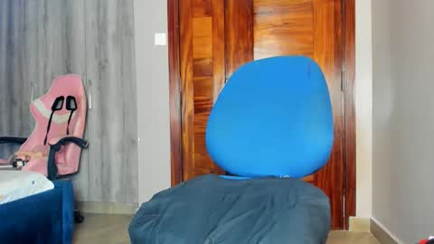 little_africa online show from 03.18.26