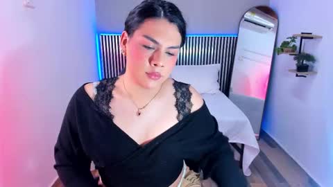 L I T T L E A L L I online show from 02.02.26