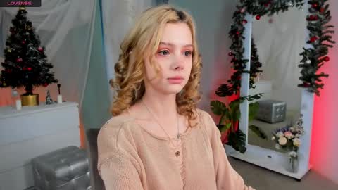 Snapshot of little_anitta chatting on 01.08.25 Anita B-day stream on 7TH DEC online show from 01.08.25