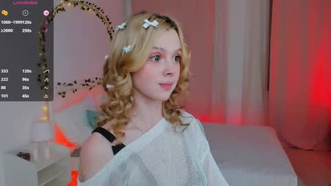 Snapshot of little_anitta chatting on 01.11.25 Anita B-day stream on 7TH DEC online show from 01.11.25