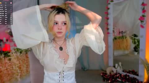 Snapshot of little_anitta chatting on 03.02.25 Anita B-day stream on 7TH DEC online show from 03.02.25