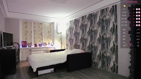 Birdy online show from 01.17.25