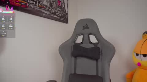 Help me reach 100 likes online show from 09.29.25