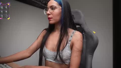 Help me reach 100 likes online show from 02.09.26