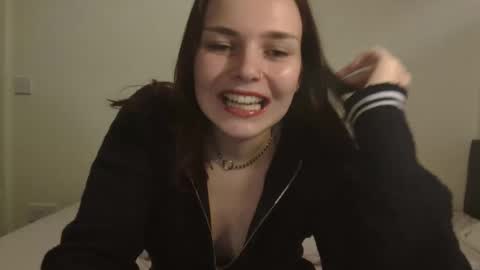 little_kinky_gal online show from 10.20.25
