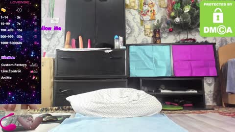 Snapshot of little_letti chatting on 01.30.25 Letti online show from 01.30.25