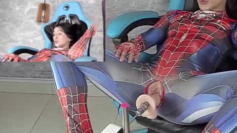 Snapshot of little_lili19 chatting on 01.24.25 Lili online show from 01.24.25