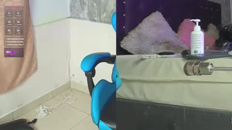 Snapshot of little_lili19 chatting on 03.01.25 Lili online show from 03.01.25