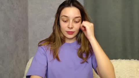 Snapshot of little_mia__ chatting on 12.02.24 Mia Im online every day 1530 PM in New York 2030 PM in London online show from 12.02.24