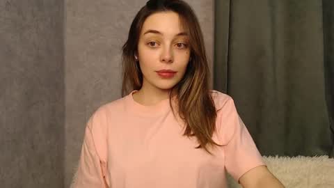 Snapshot of little_mia__ chatting on 12.12.24 Mia Im online every day 1530 PM in New York 2030 PM in London online show from 12.12.24