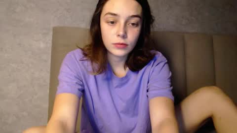 Snapshot of little_mia__ chatting on 11.20.25 Mia Im online every day 1530 PM in New York 2030 PM in London online show from 11.20.25