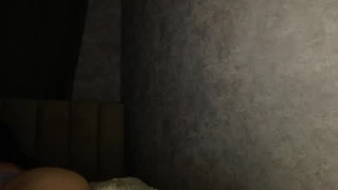 Mia   Im online every day 1530 PM in New York  2030 PM in London online show from 04.16.26