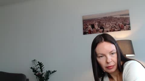 Nicole online show from 09.09.25