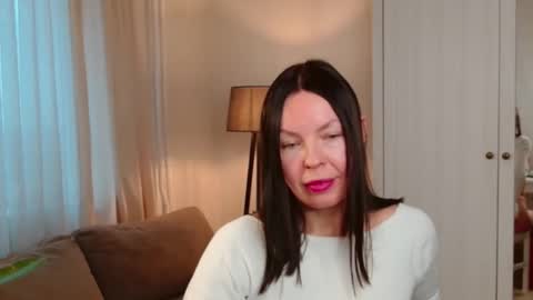 Nicole online show from 12.15.25