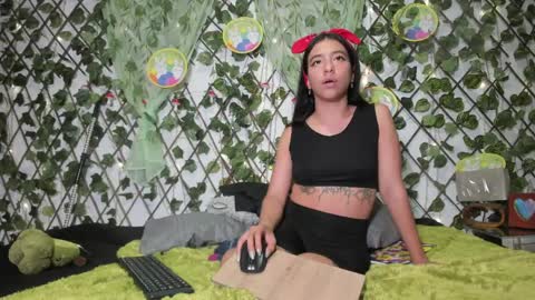 Mia online show from 04.09.26