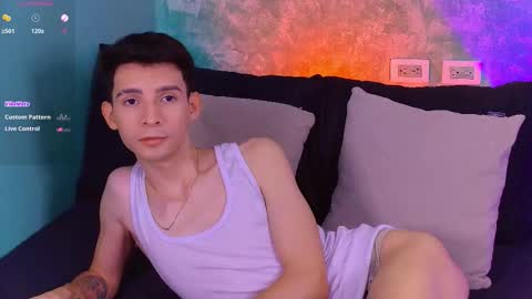 Juan Ferrer online show from 10.03.25