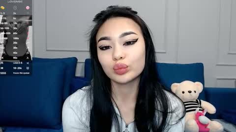 Kwan online show from 02.10.25