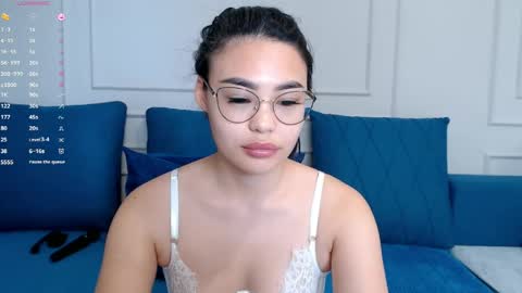 Kwan online show from 06.08.26