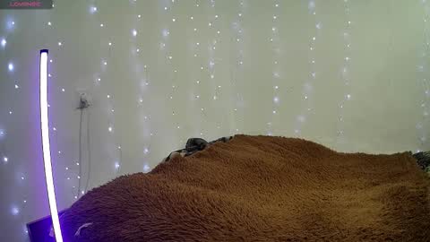 LittleAhWitch online show from 09.26.25