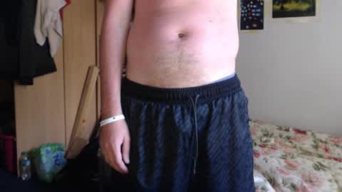 Snapshot of littlealien7 chatting on 12.31.24 littlealien7 online show from 12.31.24