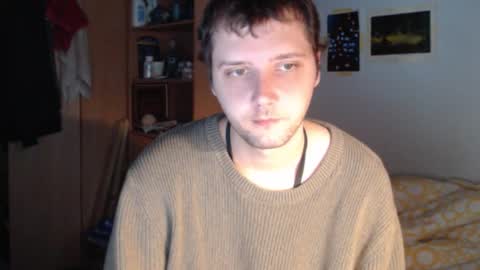 Snapshot of littlealien7 chatting on 09.14.25 littlealien7 online show from 09.14.25