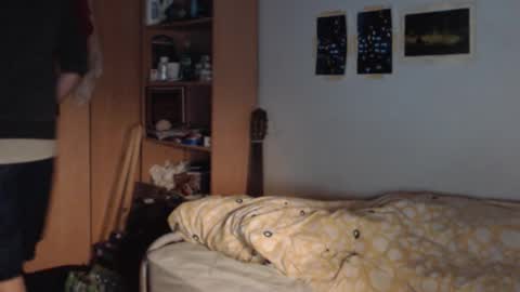 Snapshot of littlealien7 chatting on 10.02.25 littlealien7 online show from 10.02.25