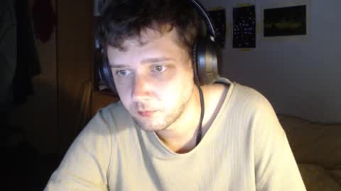 Snapshot of littlealien7 chatting on 10.24.25 littlealien7 online show from 10.24.25