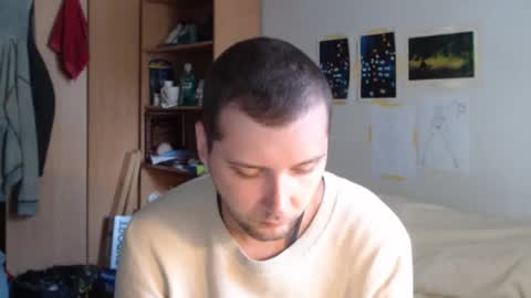 Snapshot of littlealien7 chatting on 11.11.25 littlealien7 online show from 11.11.25