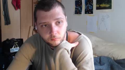 Snapshot of littlealien7 chatting on 11.15.25 littlealien7 online show from 11.15.25