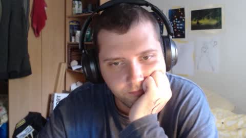 Snapshot of littlealien7 chatting on 11.20.25 littlealien7 online show from 11.20.25